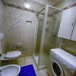 Casa Lucia Centro Deluxe Daire *