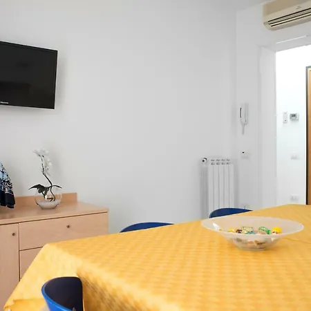 Casa Lucia Centro Deluxe Apartamento Sottomarina