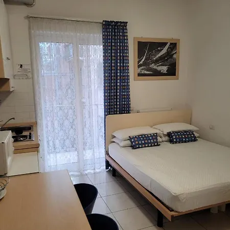 Casa Lucia Centro Deluxe Appartamento *